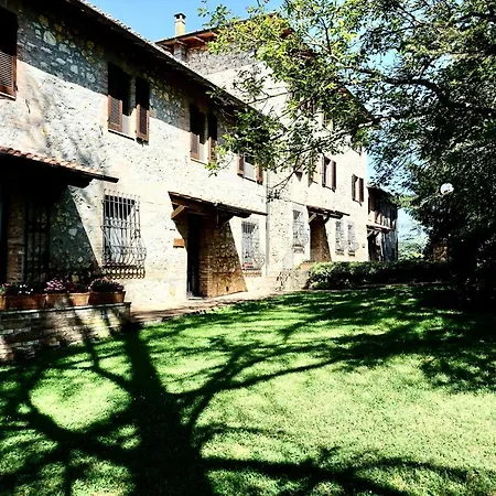 Montioni Apartment *
